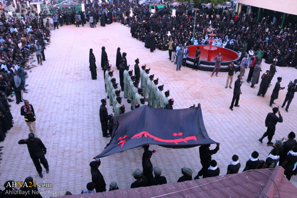 Suasana Pengibaran Bendera al Husain di Nigeria